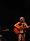 Emmylou_bataclan_106.jpg (36201 octets)
